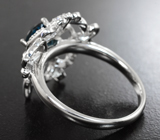 Ажурное серебряное кольцо с насыщенно-синим топазом Серебро 925