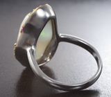 Серебряное кольцо с кристаллическим эфиопским опалом 9,05 карата и разноцветными сапфирами