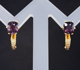 Золотые серьги с насыщенными пурпурно-розовыми шпинелями 2,13 карата и бриллиантами
