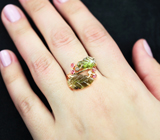 Золотое кольцо с резными ярко-зелеными турмалинами 5,83 карата, рубеллитами и бриллиантами Золото