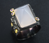 Серебряное кольцо с розовым кварцем 20+ карат и аметистами