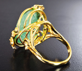 Золотое кольцо с полихромным уральским изумрудом 14,8 карата и бриллиантами Золото