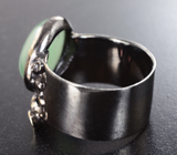 Серебряное кольцо с хризопразом и родолитами