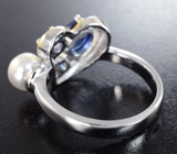 Романтичное серебряное кольцо с жемчужиной, синим сапфиром и танзанитами Серебро 925