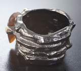 Серебряное кольцо с ограненным эфиопским опалом и родолитами Серебро 925