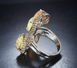 Серебряное кольцо c кристаллическими эфиопскими опалами 5,39 карата и золотистыми сапфирами бриллиантовой огранки Серебро 925