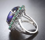 Серебряное кольцо с кристаллическим черным опалом 10,26 карата, изумрудами и синими сапфирами  Серебро 925