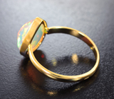 Золотое кольцо с кристаллическим эфиопским опалом 2,6 карата Золото