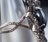 Серебряное кольцо cо звездчатым сапфиром 7,98 карата и разноцветными сапфирами бриллиантовой огранки Серебро 925