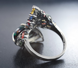 Серебряное кольцо с кристаллическим черным опалом 5,52 карата и разноцветными сапфирами Серебро 925