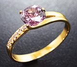 Золотое кольцо cо шпинелью 1,34 карата и розовыми сапфирами Золото