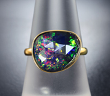 Золотое кольцо с черным опалом авторской огранки 2 карата Золото