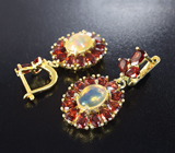 Серебряные серьги с кристаллическим эфиопскими опалами и альмандинами гранатами Серебро 925