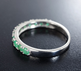 Замечательное серебряное кольцо с яркими изумрудами Серебро 925