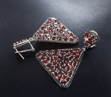 Крупные серебряные серьги с альмандинами гранатами и черными шпинелями Серебро 925