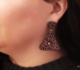 Крупные серебряные серьги с альмандинами гранатами и черными шпинелями Серебро 925