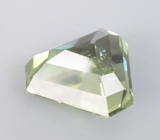 Зеленый сапфир авторской огранки 1,04 карата 