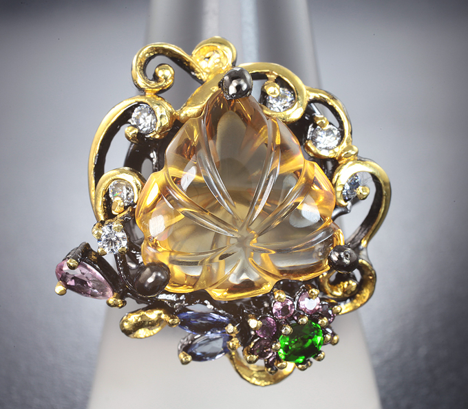 Серебряное кольцо с резным цитрином, диопсидом, розовыми турмалинами и танзанитами