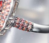 Серебряное кольцо с кристаллическим черным опалом 6,38 карата и разноцветными сапфирами Серебро 925