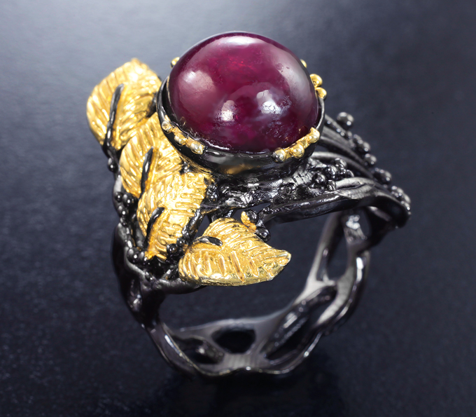 Серебряное кольцо с рубином 9,15 карата
