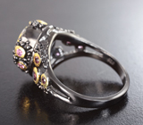 Серебряное кольцо с рубином и родолитами