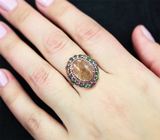 Шикарное серебряное кольцо с рутиловым кварцем, черными опалами и розовыми сапфирами бриллиантовой огранки