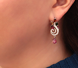 Праздничные сребряные серьги с рубинами, родолитами, диопсидами и разноцветными турмалинами Серебро 925