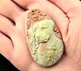 Камея-миниатюра «Лабрадор» из цельной яшмы
