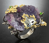 Серебряное кольцо с фиолетовым халцедоном 45,53 карата и диопсидами