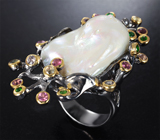 Серебряное кольцо с жемчужиной барокко 38,7 карата, разноцветными сапфирами, розовыми турмалинами, цаворитами и диопсидами