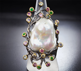 Серебряное кольцо с жемчужиной барокко 38,7 карата, разноцветными сапфирами, розовыми турмалинами, цаворитами и диопсидами