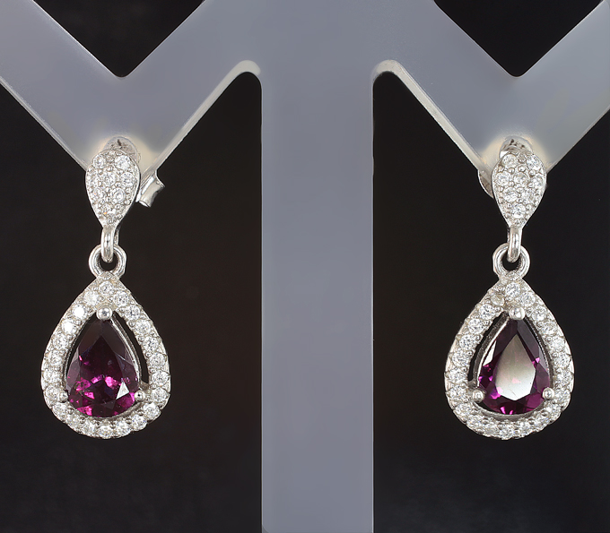 Замечательные серебряные серьги с родолитами