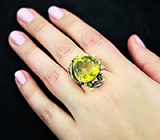 Серебряное кольцо с лимонным цитрином 22+ карат, бесцветными топазами и диопсидами Серебро 925
