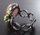 Серебряное кольцо с солнечным камнем 23+ карат и перидотами