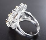 Серебряное кольцо с резным цитрином, танзанитами и иолитами