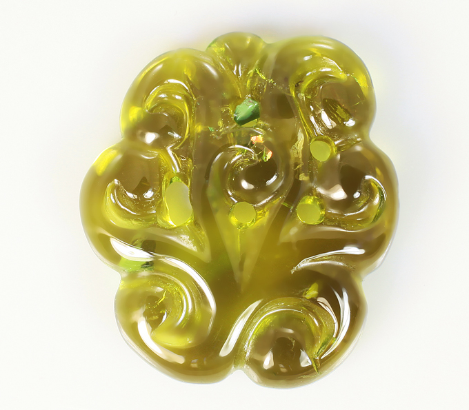 Резной турмалин 5,33 карата