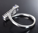 Прелестное серебряное кольцо с танзанитами
