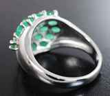 Яркое серебряное кольцо с изумрудами Серебро 925