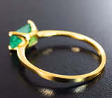 Золотое кольцо с ярким уральским изумрудом 1,03 карата Золото
