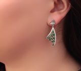 Замечательные серебряные серьги с голубыми цирконами и изумрудами Серебро 925