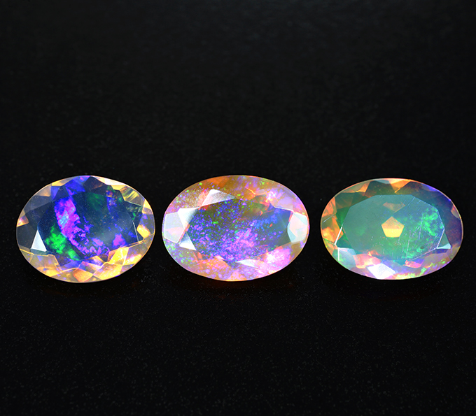 Набор из 3 ограненных эфиопских опалов 4,28 карата