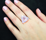 Золотое кольцо с ярким лавандовым аметистом редкой огранки 15,27 карата Золото