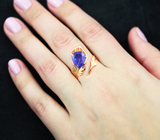 Золотое кольцо с насыщенным бархатисто-фиолетовым танзанитом 2,29 карата