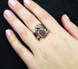 Серебряное кольцо со слайсом рубеллита турмалина и голубыми топазами Серебро 925