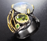 Серебряное кольцо с лунным камнем, перидотом и диопсидом