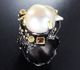 Серебряное кольцо с жемчужиной барокко и альмандинами гранатами