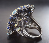 Серебряное кольцо с синим сапфиром, кианитами и голубыми топазами