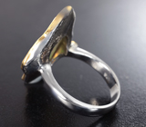 Серебряное кольцо с ограненным эфиопским опалом 3,2 карата и цаворитами