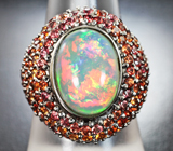 Серебряное кольцо с кристаллическим эфиопским опалом 3,06 карата и цветными сапфирами
