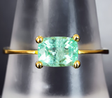 Золотое кольцо с «неоновым» уральским изумрудом 0,84 карата Золото